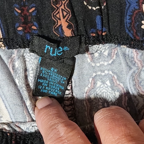 Rue 21 Womens Sz 2X Leggings Bohemian Print High Rise Ankle Stretch - Picture 4 of 9